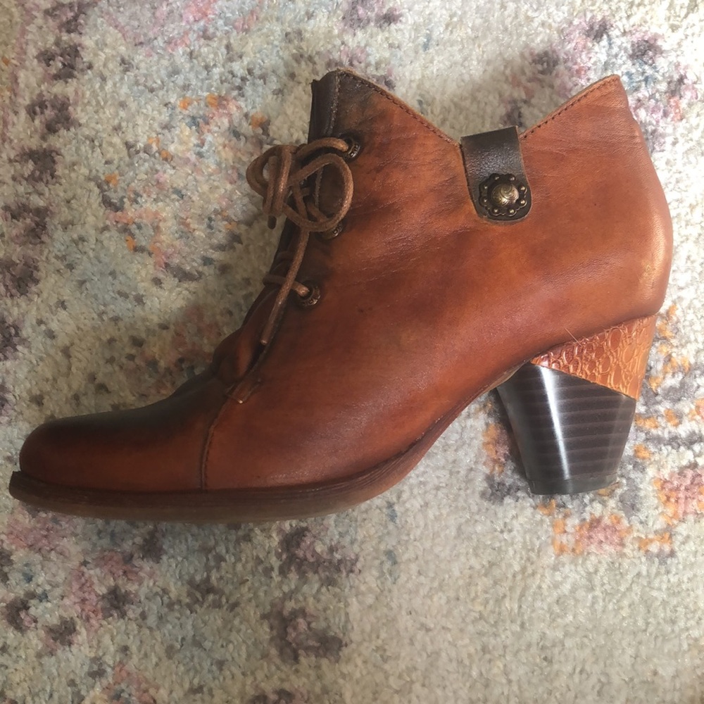 Juliane leather brown/black ombré booties